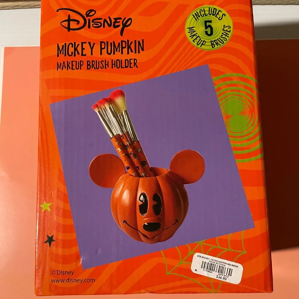 Mickey Pumpkin Makeup Brushes and Holder